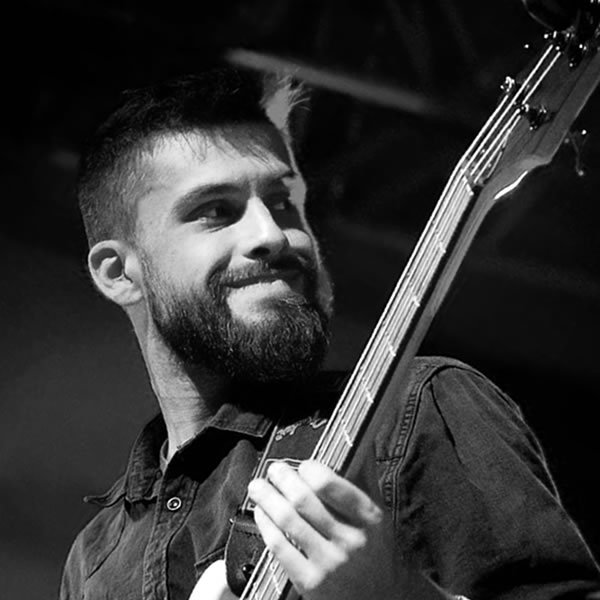 Josselin Fleury bassist bass FRANK blues rock tours orléans l'astrolabe